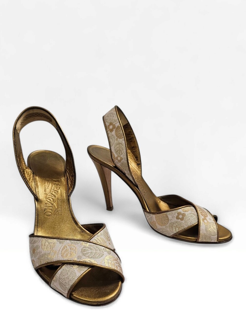 SALVATORE FERRAGAMO Metallic Gold Silver Floral Slingback D'Orsay Heels 8.5B